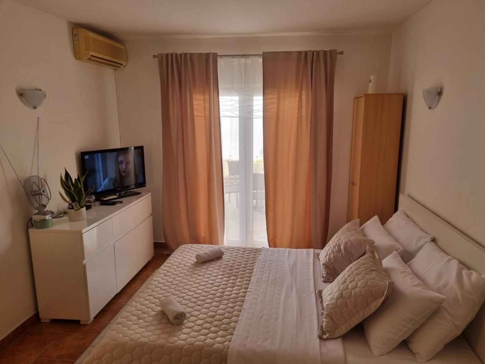 Apartment Bubi Nečujam Eksteriør bilde